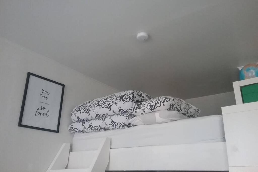 Central&Cozy&Bikes&Wifi Appartement Helsinki Buitenkant foto